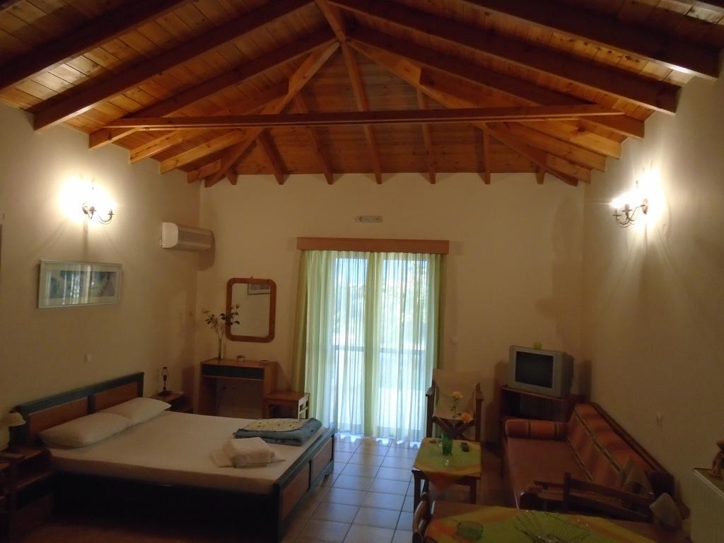 Tompras Village Paralia Demonias Room photo