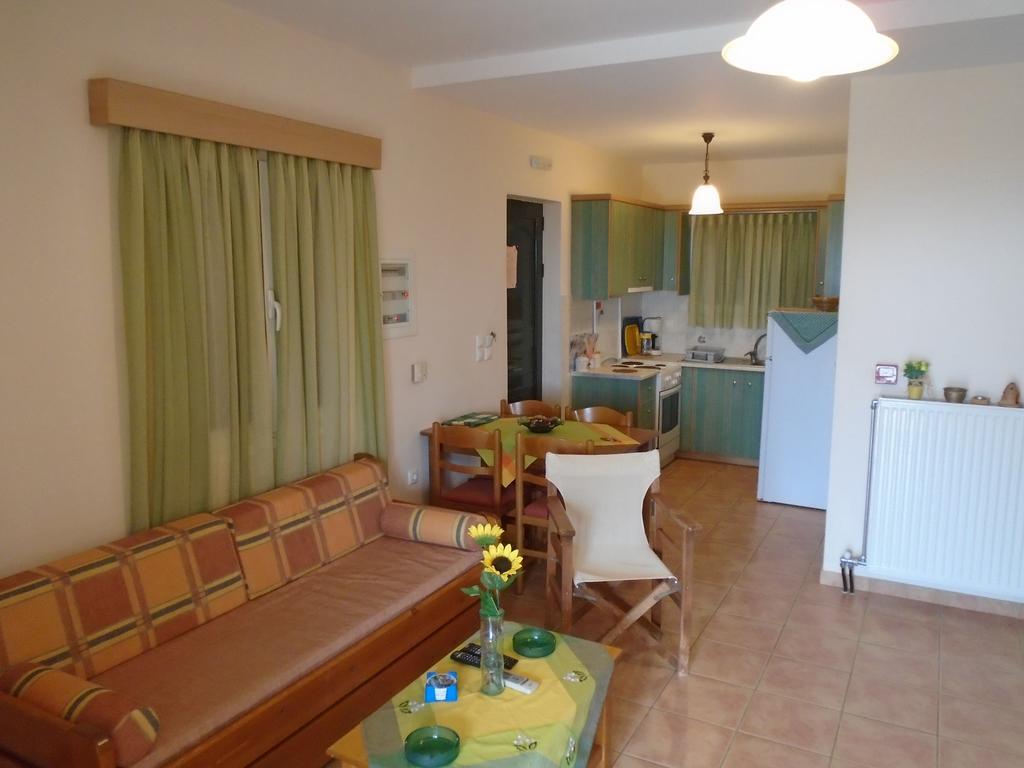 Tompras Village Paralia Demonias Room photo