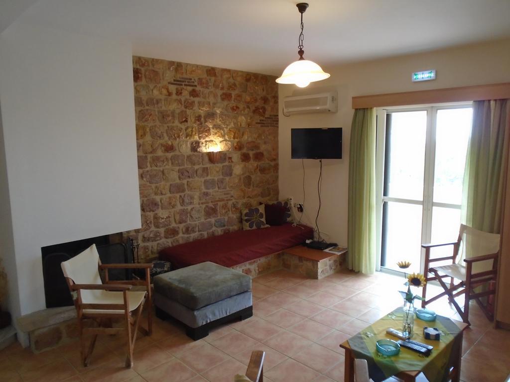 Tompras Village Paralia Demonias Room photo