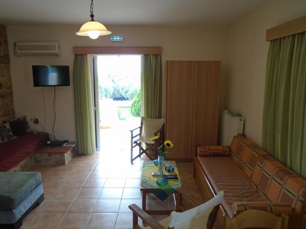 Tompras Village Paralia Demonias Room photo